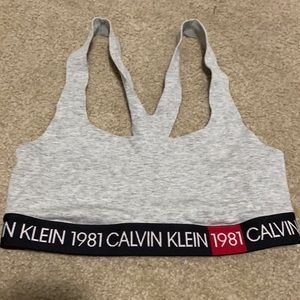 Nwot Calvin Klein sports bra